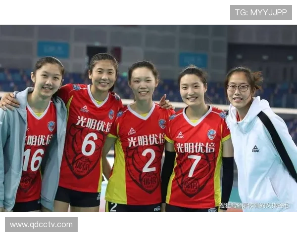 中国女排连克强敌晋级决赛再现王者风范全力冲击冠军荣耀 中国女排连克强敌晋级决赛再现王者风范全力冲击冠军荣耀