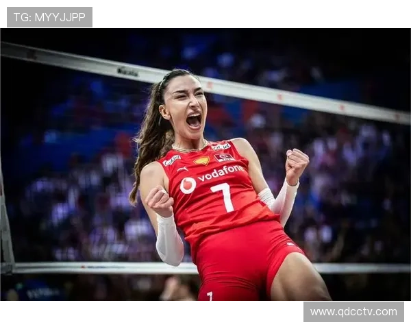 中国女排逆袭战胜巴西成功挺进世锦赛四强 展现强大韧性与团队精神