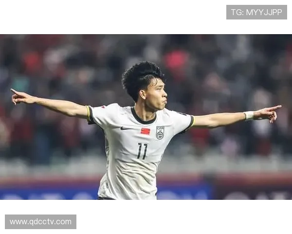 国足鏖战九十分钟逆转取胜展现顽强拼搏精神燃爆全场 国足鏖战九十分钟逆转取胜展现顽强拼搏精神燃爆全场