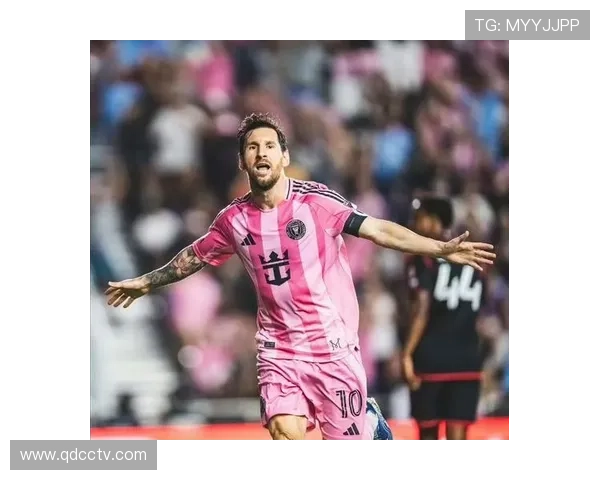 梅西领衔揭幕战，巴萨豪取三连胜，西甲赛季开局强势表现引热议