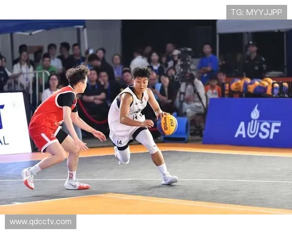 中国篮球队力克强敌晋级亚锦赛决赛 展现王者风范全场焦点时刻回顾